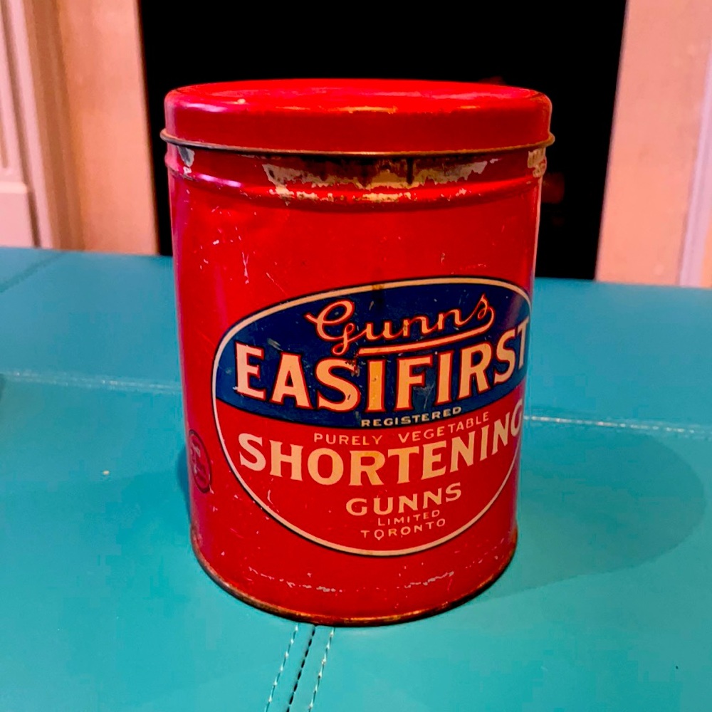 Original retro tin An awesome piece of Canadiana